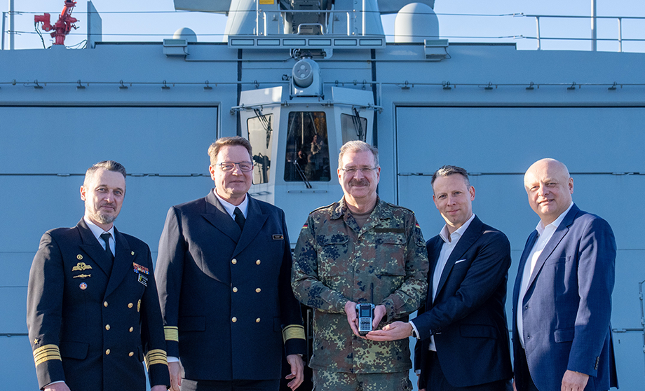 Motorola Solutions équipe la frégate de la marine allemande Sachsen de communications radio