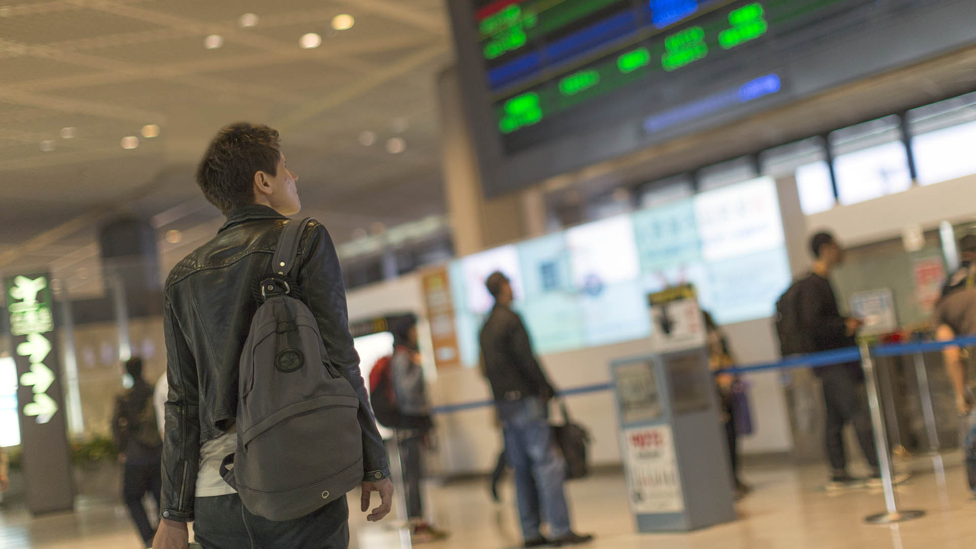 From Drop Off To Take Off: Increasing Airport Efficiency and Safety with Critical Communications